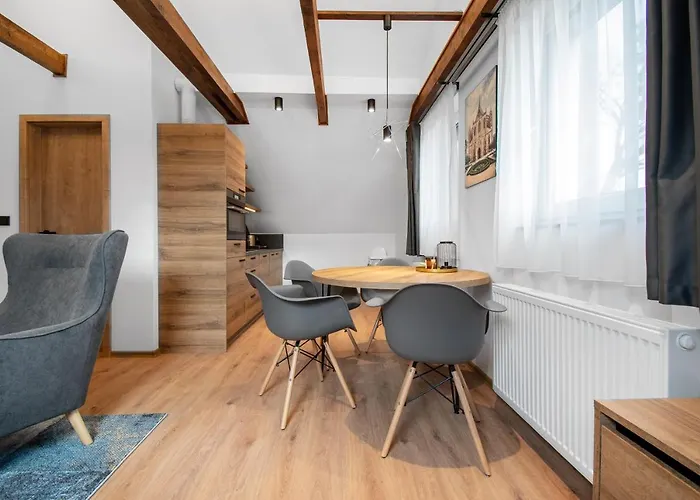 Vista Apartment *